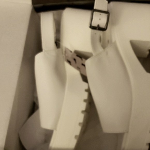 Mysoft Casual And Comfortable Everyday Platform Sandals in White Size 10 - Picture 4 of 10